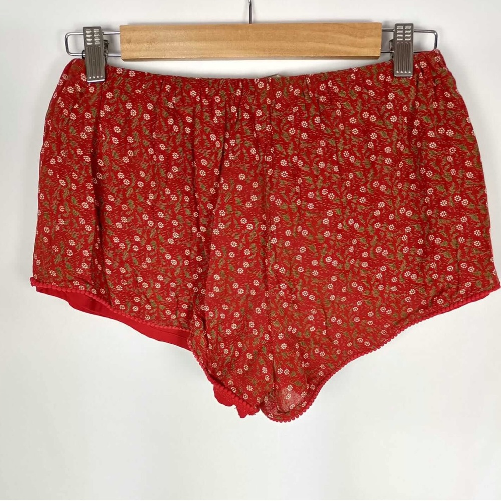 ZARA Red Floral Shorts Small